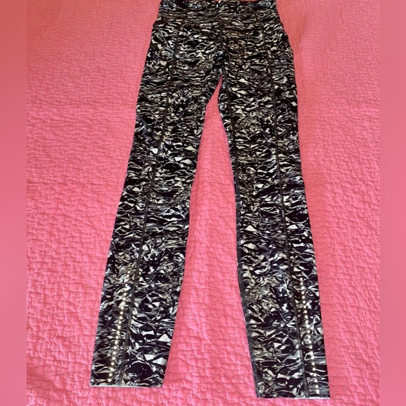 Lululemon Leggings - Picture 8 of 11